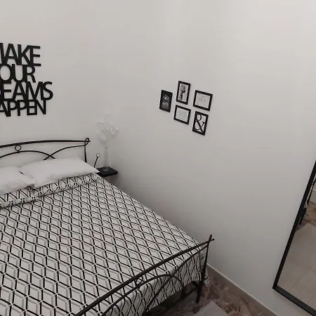 Alojamento de Acomodação e Pequeno-almoço Stellammare Apulian House